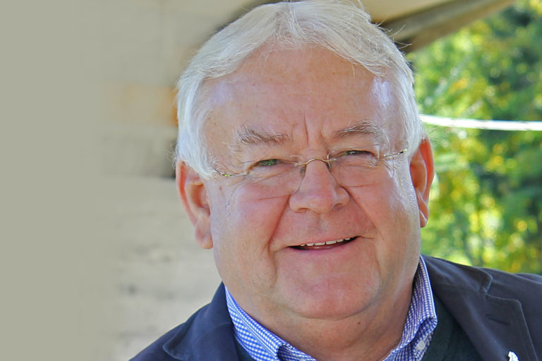 Read more about the article Zmarł ks. Tadeusz Uchwat CM