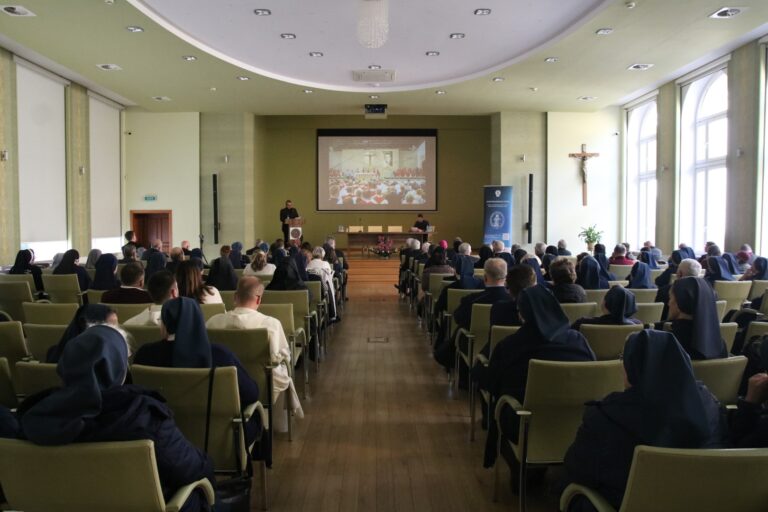 Read more about the article Świętowanie odpustu i jubileusz Zgromadzenia Misjina Stradomiu w Krakowie